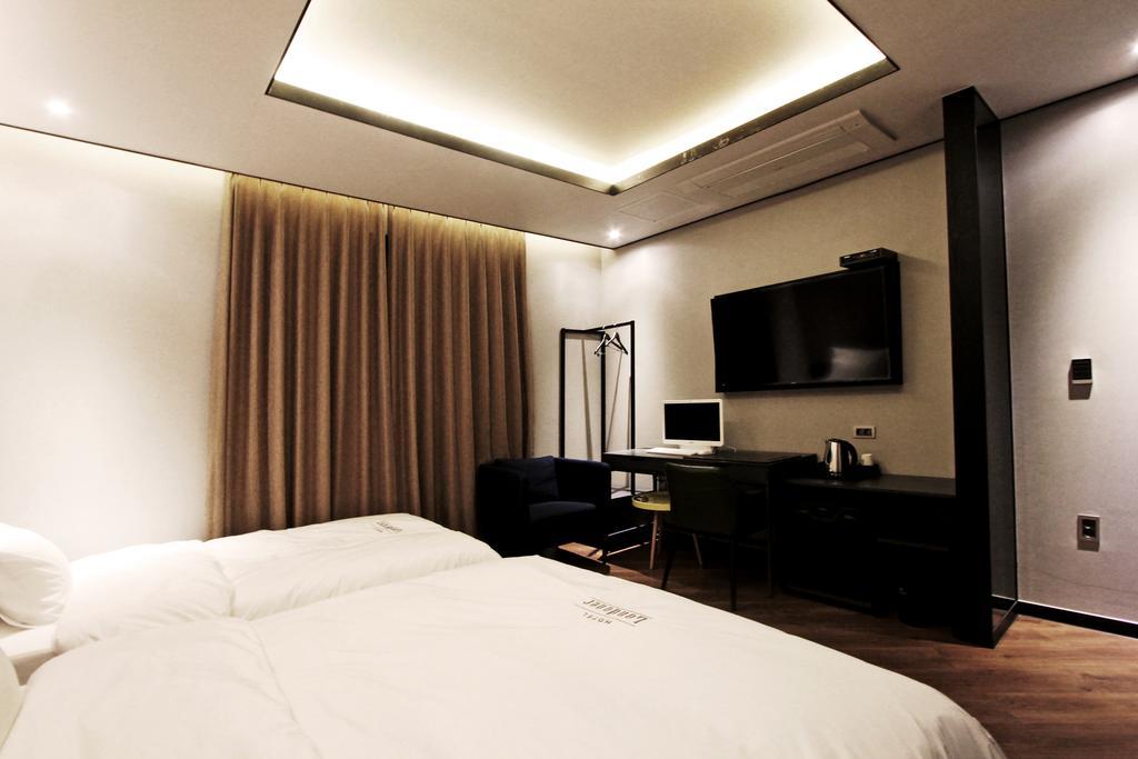 Hotel Londoner Gimhae Exterior foto